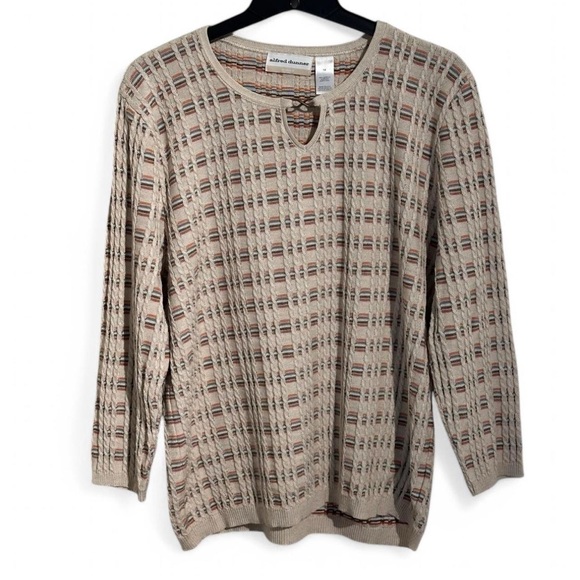 Alfred Dunner Tops - Alfred Dunner Women's Beige Patterned Top